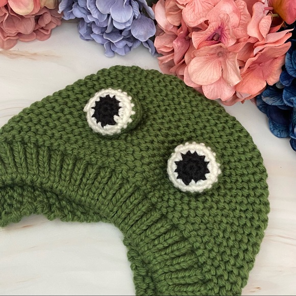 Green Frog Knit Beanie with Long Tassel Ties - Picture 8 of 16